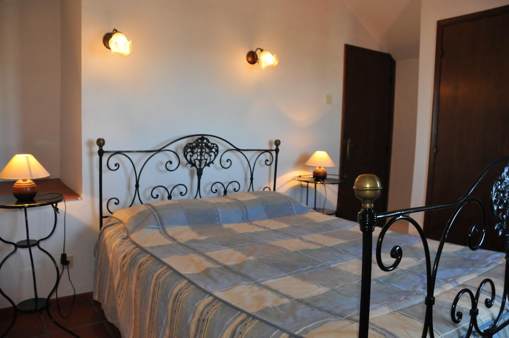 Casas Do Toural Gouveia (Guarda)